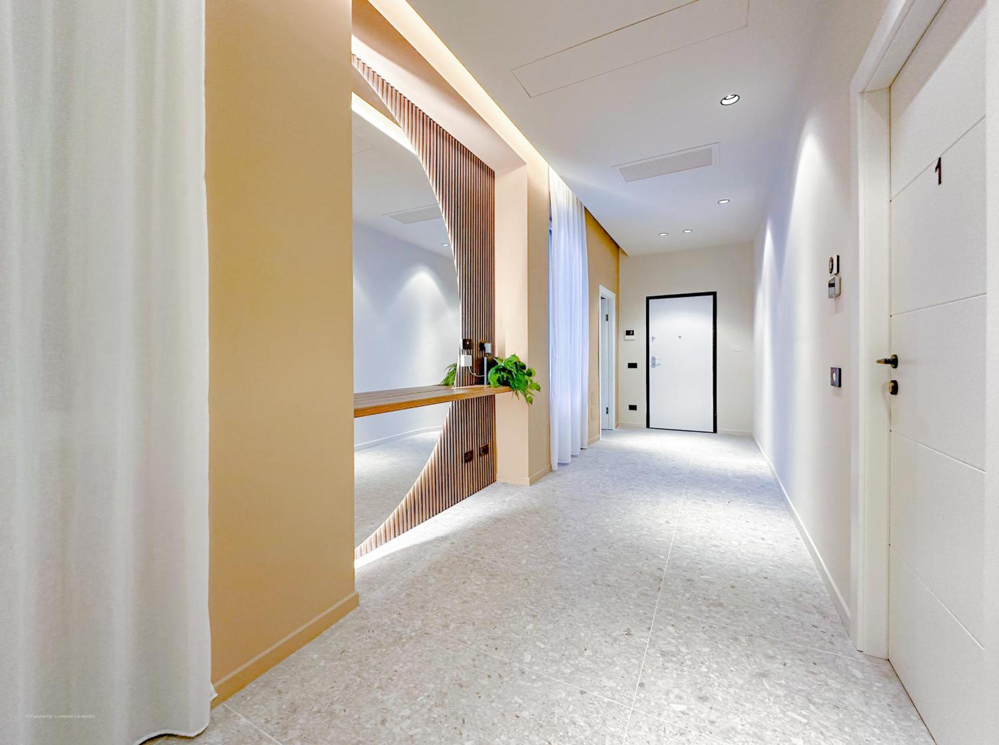 Porta Venezia - Luxy - 6 Affittacamere *